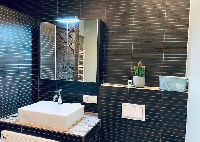 Botanical Manor Apartamento Kaunas